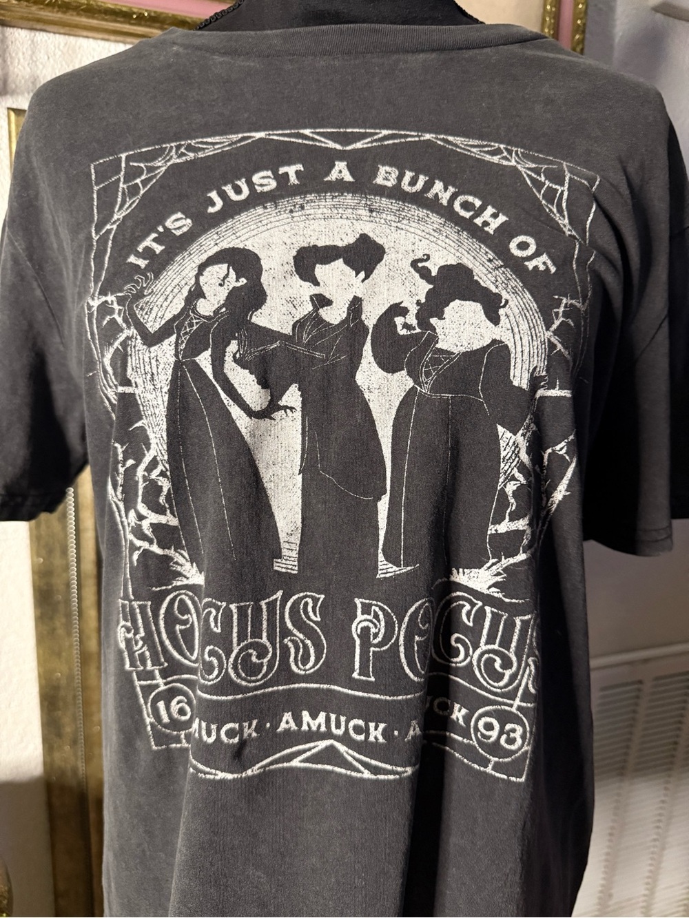 Disney Hocus Pocus Graphic Tee Acid Wash Vintage Spooky •Size M• Halloween